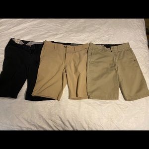 Men’s/teens Volcom size 28 shorts